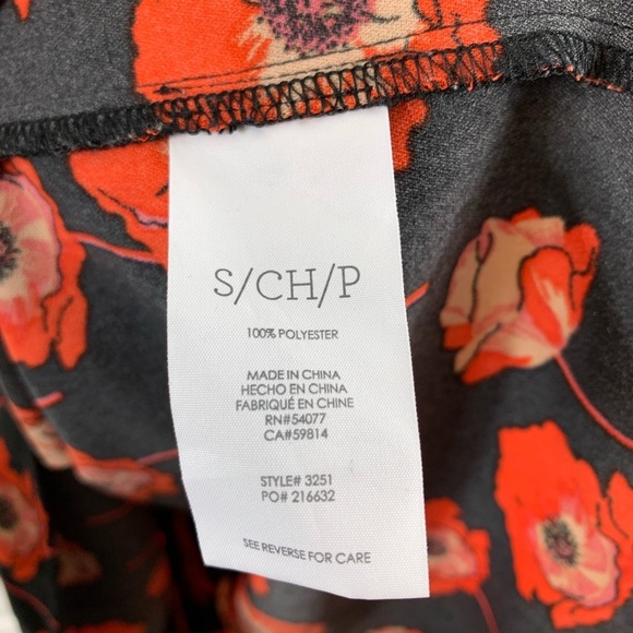 CABI #3251 Flanders Poppy Top Small - Picture 4 of 6